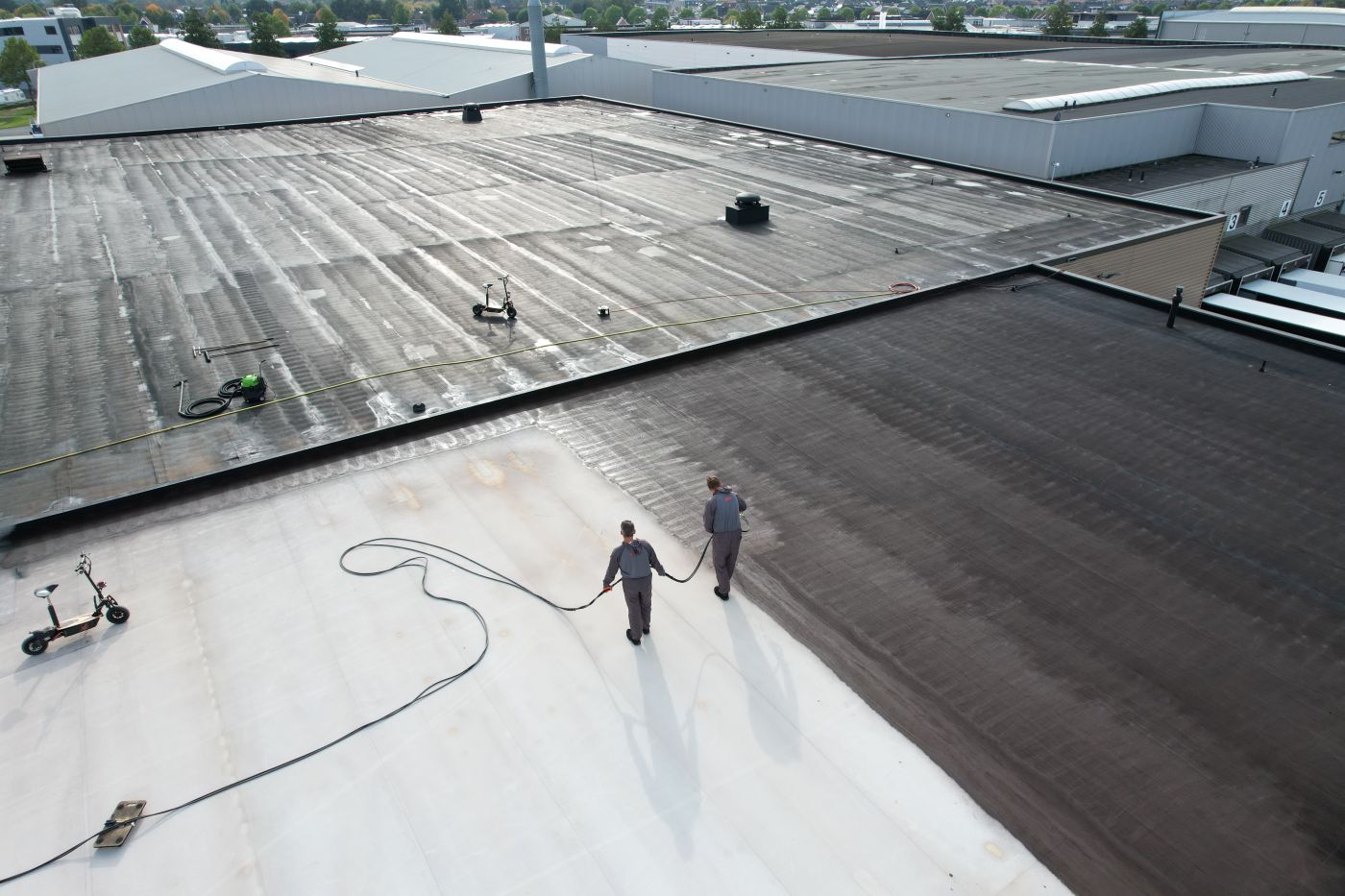 Vloeibare dakbedekking en afdichting ook wel bekend als liquid rubber