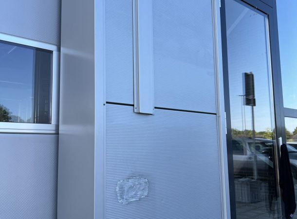 Voortman Coating repareert beschadigde panelen met Colorcoat PVDF lak