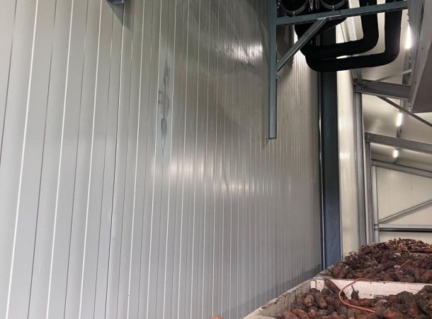 Herstel koelcelpanelen bewaarloods Dronten