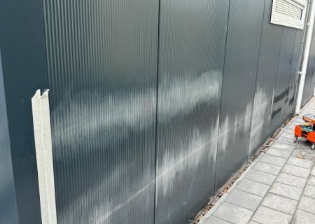 Herstel sandwichpanelen woonunit Leeuwarden