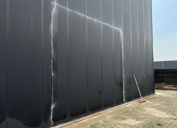 Creatie nieuwe deuringang en constructiewerkzaamheden in Almelo