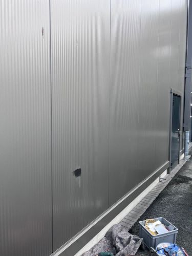 Herstel sandwichpanelen bedrijfspand Essen