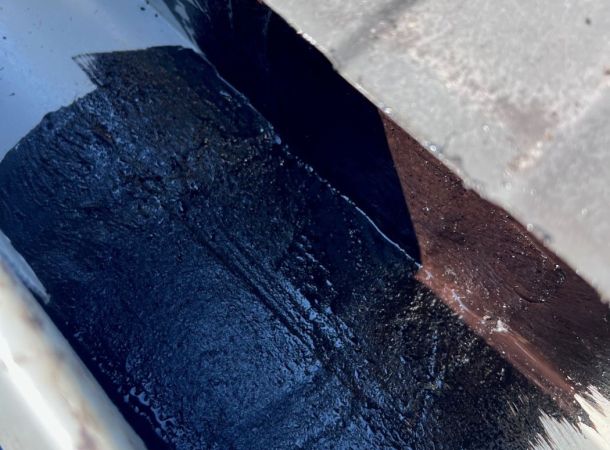 Naadloze afdichting van goten met Liquid Rubber coating