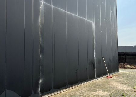 Creatie nieuwe deuringang en constructiewerkzaamheden in Almelo