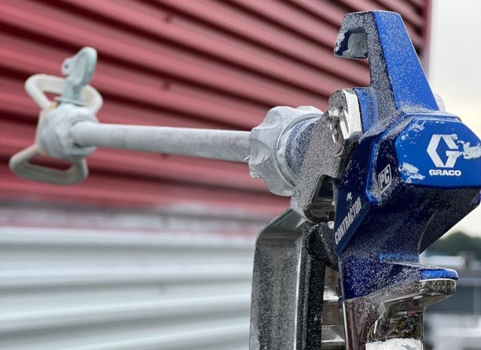 Spuitmond vor het  overspuiten gevel- en dakbekleding