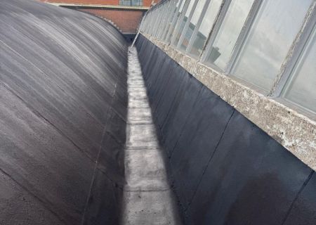 Dakbedekking gerenoveerd met Liquid Rubber in Rijssen