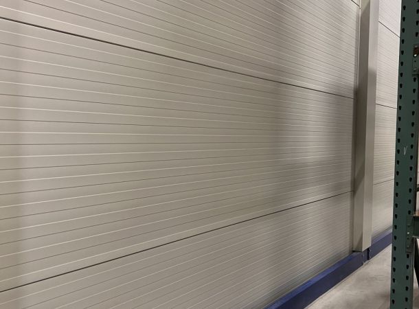 Vloeibare dakcoating, dakcoating, dak lek, dak repareren, liquid rubber, Remmers Pureactive, Siliconen coatings, dak overspuiten, lekkage goot verhelpen, lekkage tussengoot herstellen schade aan Hardeman panelen,schade aan arcelor Mittal panelen, aanrijdschade pand, schade aan paneel, aanhangerschade, schade door gaatjes reclame, gaatjes in beplating repareren, fassade schade, schade koelcellen, schade sectionaalpoort repareren,reparatie buitenwand, schadegeval aan deuren, schadegeval aan beplating,kleurstiften Kingspan, kleurstiften Falk, kleurstifen SAB, schade dakpaneel, schade dakelementen, kraasen op gevelelementen, herstel dak of gevelelementen, vervangen van dakelementen, vervangen van gevelelementen,schade Joris Ide panele, schade Kingspan panelen, schade Rex panelen, fassadenreperatur aanrijdingsschade geisoleerde sandwichelementen, opknappen van bedrijfsgebouw.schade aan isocab panelen, schade aan koelceldeuren, schade op druipluist, krassen aluminium vensterbank, deuken in aluminium boei, panel repair,schades in poedercoat lakken, hestel van geveldelen, herstel van zetwerkprofielen, herstel van deuken in wanden, herstel van aluminium puien en deuren, overspuiten bedrijfsdeuren, overspuiten loopdeuren, schilderen beplating, schilderen dakbeplating, schilderen gevel bedrijfshal, overspuiten dakbedekking, overspuiten lichtstraat, woning laten overschilderen, woning wit maken, dakpaneen overspuiten, dakpannen schilderen, inbraak schade winkel, overschilderen bedrijfspand, schadeherstel VVE, schade aan, advies schadeherstel, advies schade aan isopanelen, schade aan geisoleerde panelen, schade aan sandwichpaneel, schadeherstel bedrijfspand, schade sandwichplaten, opkuisen gevels bedrijfspand, verzorgen van lakstiften in kleur beplating, Schade aan alu kozijnen, schade aan bedrijfsdeur, deuk in bedrijfsdeur, kras op paneel Kingspan, kras op geisoleerd paneel, krassen op dakbeplating, verkleuring gevelpanelen, loslatende delen plastisol, schadeherstel aan isopanelen, repareren deuk sandwichpaneel, herstel van sandwichpaneel, vervangen van isopanelen, vervangen van zetwerken, vervangen van zetwerken, vervangen van deurlijsten beplating, deuk aan plaatwerk, vervangen van dakplaten, herstel plaatwerk gevel, uitdeuken sandwichpanelen, bobbels in panelen, schade aan Kingspan panelen, schade aan Joris Ide panelen, schade gevelbeplating, aanrijdingsschade,Schlagwörter Hardeman-Plattenschaden, arcelor Mittal-Plattenschaden, Kollisionsschaden Gebäude, Plattenschaden, Anhängerschaden, Reklamelochschaden, Blechlöcher reparieren, Fassadenschaden, Kühlhausschaden, Sektionaltorschaden reparieren, Außenwand reparieren, Schadensfall an Türen, Schadensfall an Fassaden, Kingspan Farbmarker, Falk Farbmarker, SAB Farbmarker, Dachplattenschaden, Dachelementschaden, Kratzer an Fassadenelementen, Dach- oder Fassadenelementreparatur, Austausch von Dachelementen, Austausch von Fassadenelementen, Schäden an Joris Ide-Platten, Schäden an Kingspan-Platten, Schäden an Rex-Platten, Reparatur von Sandwichelementen an isolierten Fassaden,Einbruchspuren,Kratzer,Dellen,Reparaturlackierungen von: Fassadenelementen, Fenstern, Türen, Zaunanlagen, Toren, Treppen, Geländern u.v.m aber auch Umlackierungenoder farbliche AngleichungenSanierung von Geschäftsgebäuden,Reparatur / Sanierung von Fassaden-ISO-Paneelen.Schäden an Isocab-Platten, Schäden an Kühlhaustüren, Schäden an heruntertropfenden Flusen, Kratzer auf der Aluminium-Fensterbank, Dellen in der Aluminiumboje, Platte Reparatur, Schäden an Pulverbeschichtungsfarben, Reparatur von Fassadenteilen, Reparatur von Kehlprofilen, Reparatur von Dellen in Wänden, Restaurierung von Aluminiumfassaden u Türen, Firmentüren neu lackieren, Schlupftüren neu streichen, Verkleidung streichen, Dachverkleidung streichen, Fassade der Geschäftshalle streichen, Dacheindeckung neu streichen, Dachfenster neu streichen, Haus neu streichen, Haus bleichen, Dachziegel neu streichen, Dachziegel streichen, Werkstatt für Einbruchdiebstahl, Geschäft neu streichen Gebäudeschadenbeseitigung VVE, Schadensanierung, Schadensanierung Beratung, Beratung Schaden an Isopaneelen, Schaden an Isolierpaneelen, Baulackierung, Schaden an Sandwichpaneel, Schadensanierung Geschäftsräume, Fassaden doktor, Schaden Sandwichplatten, Reinigung der Fassaden von Geschäftsräumen, Pflege von Lackstiften Farbbeschichtung, Beschädigung von Aluminiumfensterrahmen, Beschädigung von Firmentür, Delle in Firmentür, Kratzer auf Kingspan-Platte, Kratzer auf Isolierplatte, Kratzer auf Dachverkleidung, Verfärbung von Fassadenplatten, Abblättern von Plastisolteilen, Schadensreparatur an Isoplatten, Reparatur Ausbeulen von Sandwichpaneelen, Reparatur von Sandwichpaneelen, Austausch von Isopaneelen, Austausch von Abdeckblechen, Austausch von Abdeckblechen, Austausch von verkleideten Türrahmen Dellen im Blech, Austausch von Dachblechen, Reparatur von Blechfassaden, Ausbeulen von Sandwichplatten, Beulen in Platten, Beschädigung von Kingspan-Platten, Beschädigung von Joris Ide-Platten, Beschädigung von Seitenverkleidungen, Kollisionsschäden,Palabras clave daños en paneles Hardeman, daños en paneles de Arcelor Mittal, daños por colisión en edificios, daños en paneles, daños en remolques, daños por agujeros publicitarios, reparación de agujeros en revestimientos, daños en fachadas, daños en cámaras frigoríficas, reparación de daños en puertas seccionales, reparación de paredes exteriores, caso de daños en puertas, caso de daños en revestimientos, marcadores de color Kingspan, marcadores de color Falk, damage to arcelor Mittal panels, collision damage building, damage to panel, trailer damage, damage due to advertising holes, repair holes in plating, facade damage, damage cold stores, repair sectional door damage, repair outer wall, damage case to doors, damage case to plating, Kingspan color markers, Falk color markers, SAB color markers, roof panel damage, roof elements damage, scratches on facade elements, roof or facade elements repair, replacement of roof elements, facade elements damage, Joris Ide panele, damage Kingspan panels, Rex panels damage, insulated facade repair sandwich elements, refurbishing commercial building. damage to isocab panels, damage to cold store doors, damage to dripping fluff, scratches on aluminum windowsill, dents in aluminum buoy, panel repair, damage in powder coat paints, repair of facade parts, repair of flashing profiles, repair of dents in walls, restoration of aluminum facades and doors, refinishing company doors, repainting wicket doors, painting cladding, painting roof cladding, painting facade of business hall, repainting roof covering, repainting rooflight, repainting house, making house white, repainting roof tiles, painting roof tiles, burglary damage shop, repainting business premises, damage repair VVE, damage to , damage repair advice, advice damage to iso panels, damage to insulated panels, damage to sandwich panel, damage repair business premises, damage sandwich plates, cleaning facades of business premises, taking care of paint sticks in color plating, damage to aluminum window frames, damage to company door, dent in company door, scratch on Kingspan panel, scratch on insulated panel, scratches on roof cladding, discoloration of facade panels, peeling plastisol parts, damage repair to iso panels, repair of dent sandwich panel, repair of sandwich panel, replacement of iso panels, replacement of flashings, replacement of flashings, replacement of clad door frames ing, dent in sheet metal, replacement of roof sheets, repair sheet metal facade, dent out sandwich panels, bumps in panels, damage to Kingspan panels, damage to Joris Ide panels, damage siding, collision damage,