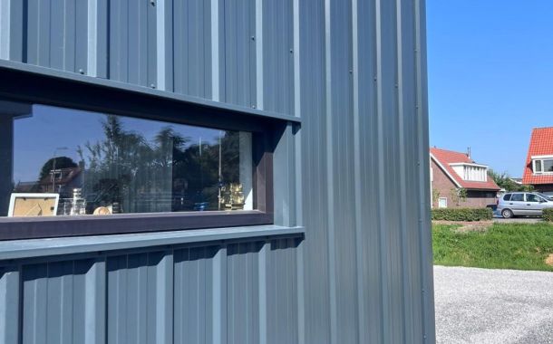 Schadeherstel Falk TR sandwichpanelen Hoofddorp