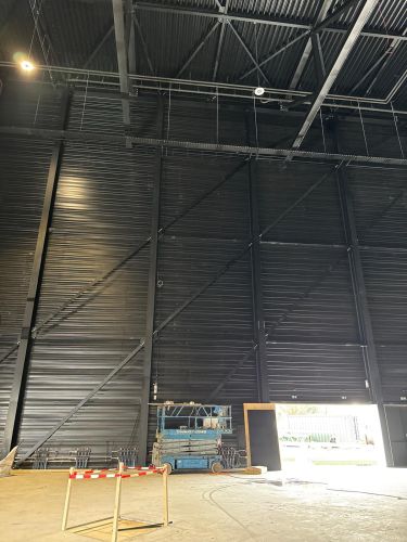 Herstel geperforeerde binnendozen hal Barneveld