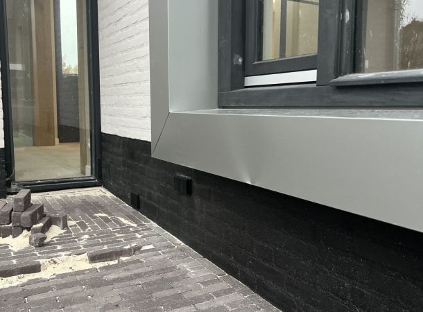 Herstel van beschadigd stalen kader zonder kleurverschil