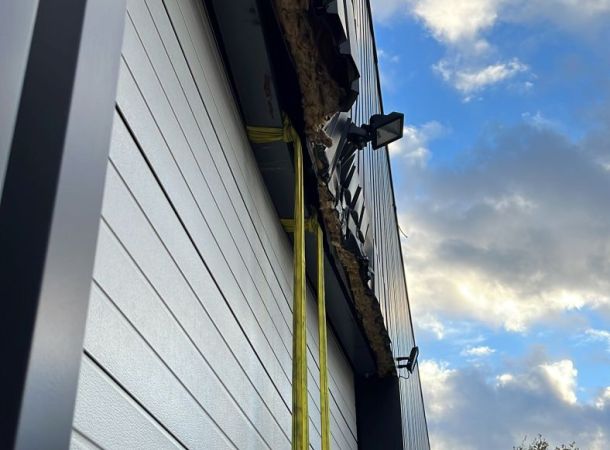 Nieuwe staalconstructie en zetwerk aangebracht
